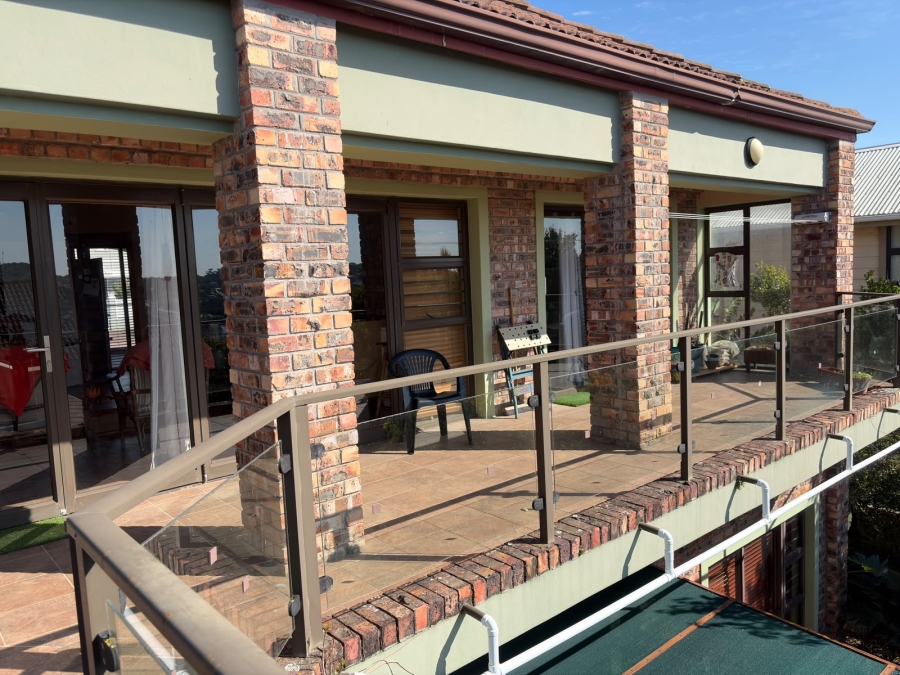 6 Bedroom Property for Sale in West Bank Eastern Cape